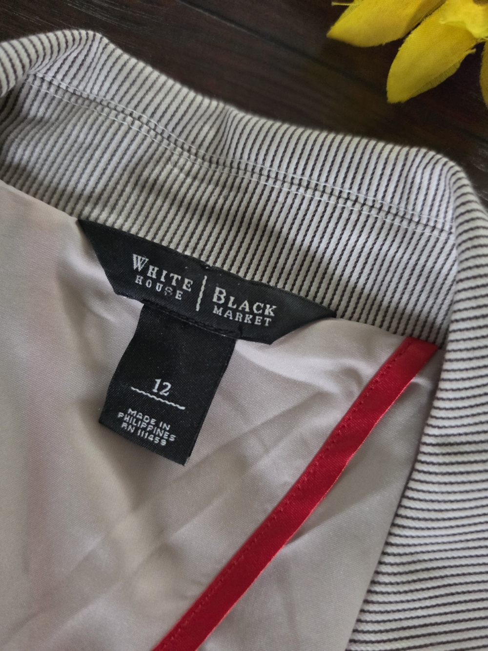 White House Black Market Light Gray Tailored Blazer - Picture 3 of 7